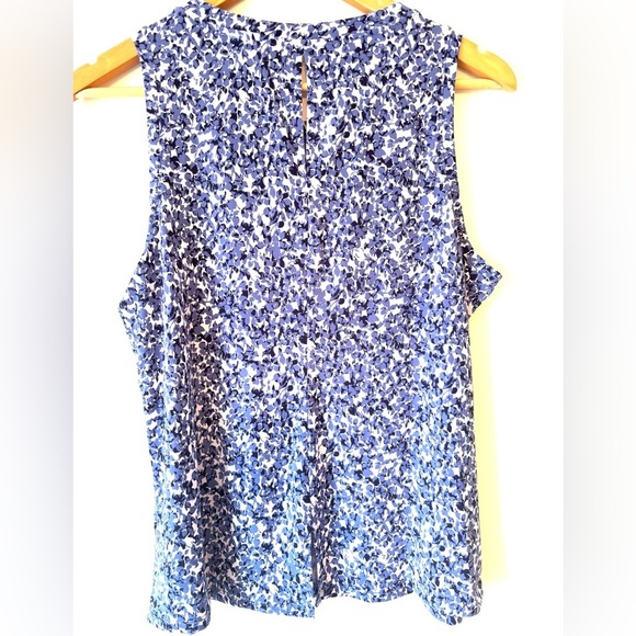 CHAUS Sleeveless Floral/Abstract Print Blouse - Picture 2 of 7